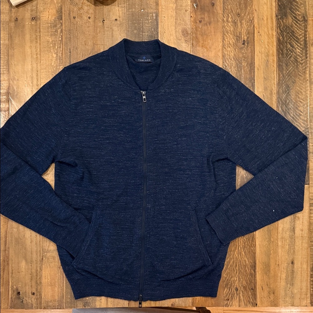 Men's Navy Zip-Up Sweater with pockets